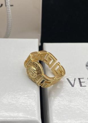 Кольцо в стиле versace