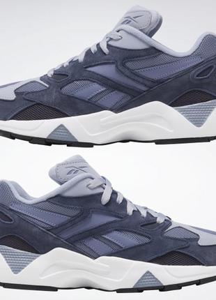 Кроссовки reebok aztrek. размер 34,5. оригинал из сша.