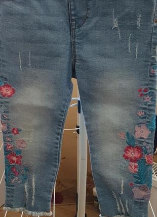 Продам джинси на дівчинку на 3 роки