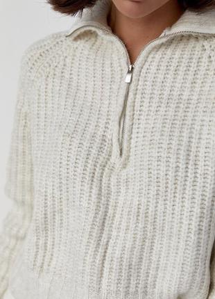 Женский вязаный свитер oversize с воротником на молнии - молочный цвет, l (есть размеры)4 фото