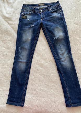 Женские джинсы скинни на заниженной талии, с потертостями,2 фото