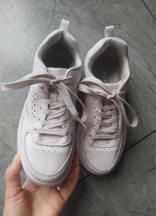 Красовки,кеди