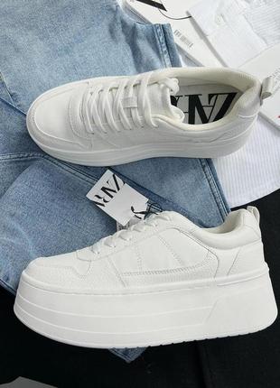 Білі кросівки на платформі5 фото