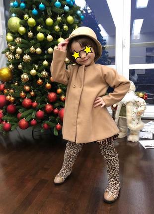 Продам пальто с шляпкой, сапогами и платьем