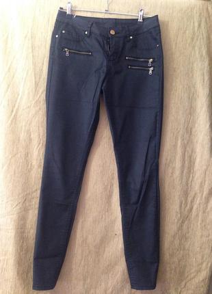Джинсы