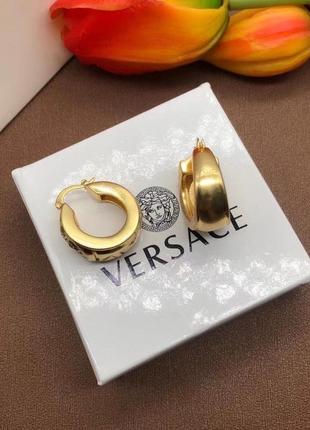 Сережки в стиле versace3 фото