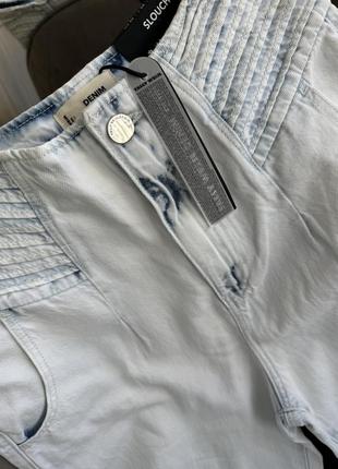 Новые джинсы с боковыми карманами slouchy mom  tallyweijl