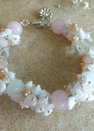 Браслет "нежнее нежного" из натуральных камней. подарок к 8 марта.