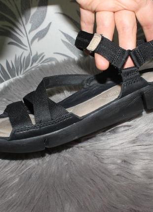 Clarks босоножки 25 см стелька