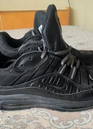 Кроссовки женские 
nike air max 98 
р.40(25.5)