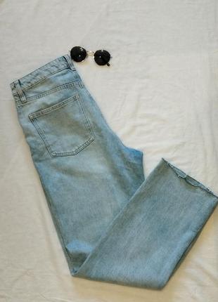 Женские широкие светлые джинсы3 фото