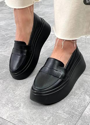 Продам лоферы 37 размер