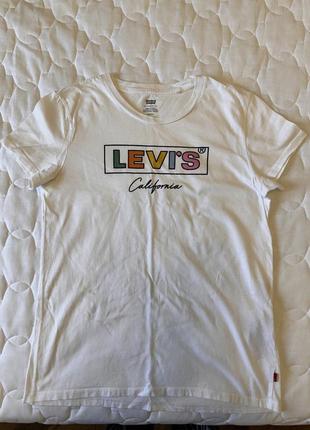 Женская футболка levi’s