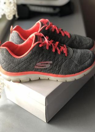 Кроссовки skechers1 фото