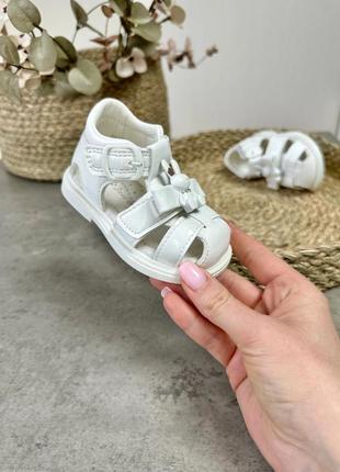 Босоножки для самых маленьких красавиц