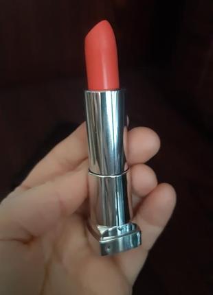 Мотовая помада maybelline