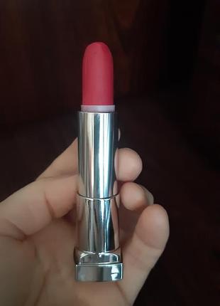Матовая помада   maybelline.