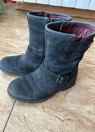 Дитячі черевики для дівчинки ессо 27р