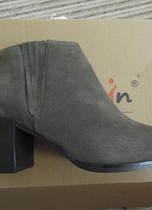 Замшеві ботильйони donnain 37p.