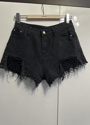 Джинсовые шорты