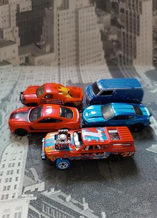 Набір машинок хотвілс 5 шт hotwheels6 фото