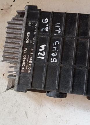 Блок керування двигуном mercedes benz w124 2.6 0045454132