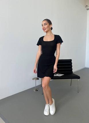 Сукня міні