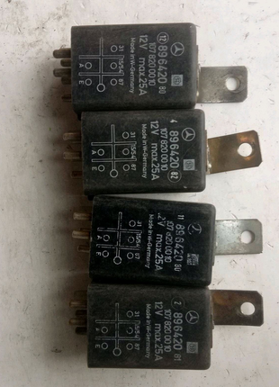 Реле мерседес mercedes 1078200070