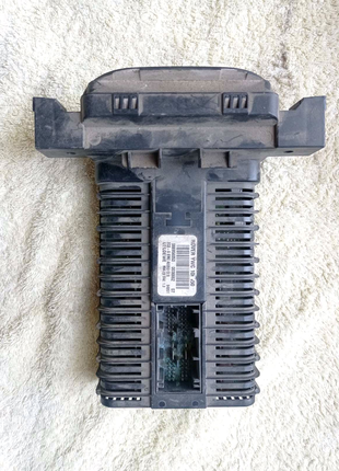 Перемикач світла на rover 75  086956053