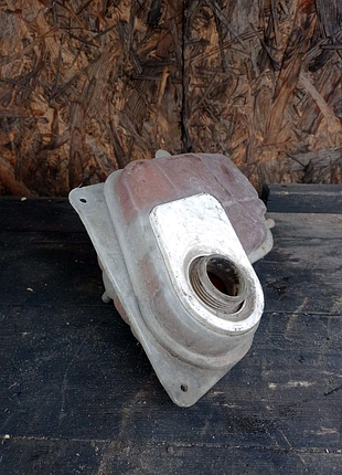 Бачок розширювальний  audi a4 b5 (8d0121403c)