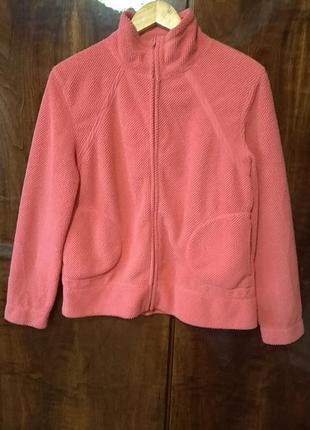 Яскрава кофта