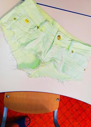 Неоновые супер короткие шорты джинсовые