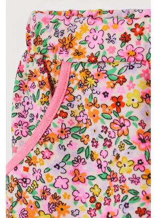 Детские трикотажные шорты цветы h&m на девочку 2-4 года - р.98/104 /98598/3 фото