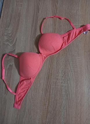 Бюстгальтер на девочку 146/152