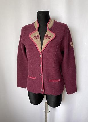 Кофта кардиган вязаная баварская шерстяная на пуговицах жакетного кроя малиновый вишневый баварский