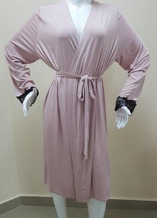 Халат з віскози , з мереживом відмінної якості