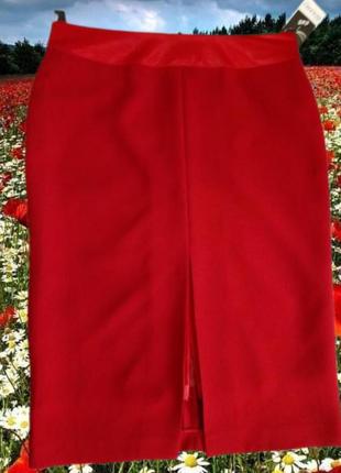 Червона спідниця елітного бренду.  bolero
