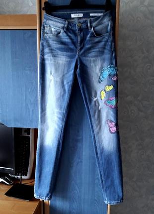 Стильные стрейчевые джинсы, 40?-42-44?, guess