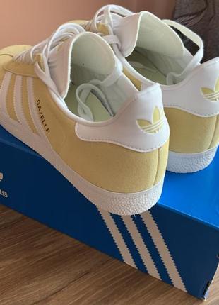 Кросівки adidas originals gazelle gx22036 фото