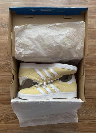 Кросівки adidas originals gazelle gx22037 фото