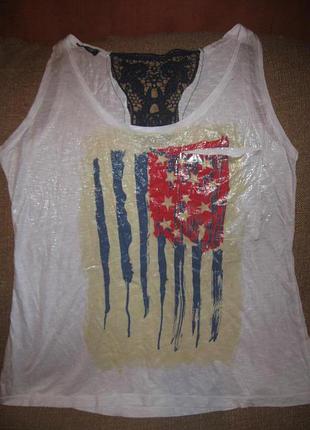 Майка принт флаг бело-красная