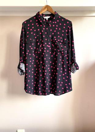 Нстуральная черная блуза в розовый горох