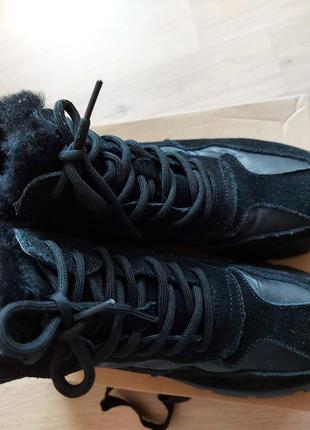 Зимние замшевые ботинки   37р на толстой подошве3 фото