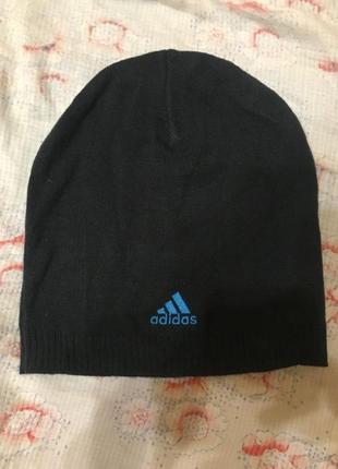 Спортивна шапка adidas