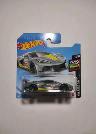 Модель hot wheels (corvette c8.r)