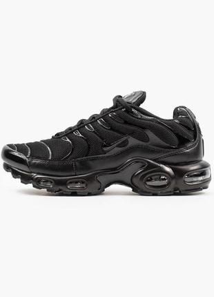 Nike air max plus tn black