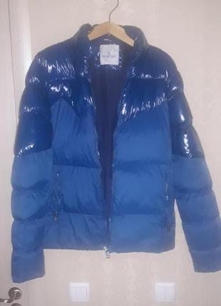 Продам пуховик жіночий зимовий moncler оригінал1 фото