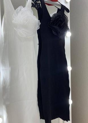 Белое женское базовое платье карандаш с цветком женская трендовое облегающее платье миди с объемным цветком9 фото