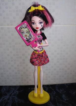 Лялька монстер хай дракулаура врятувати френкі monster high draculaura freaky fusion save frankie!