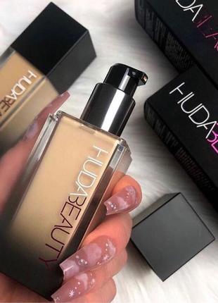 Тональна основа huda beauty fauxfilter luminous matte foundation